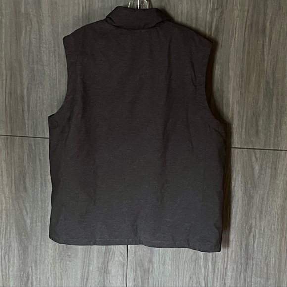 32 Degrees vest - Picture 4 of 9